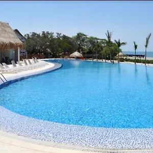 https://samaria-club-playa-pozos-colorados.santamartahotels.net