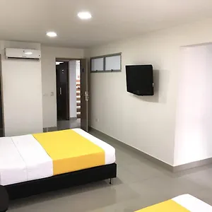 Emporium El Coral Laureles Hotel