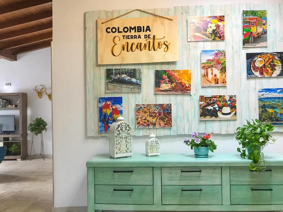 Platinum Home Medellin 3*,