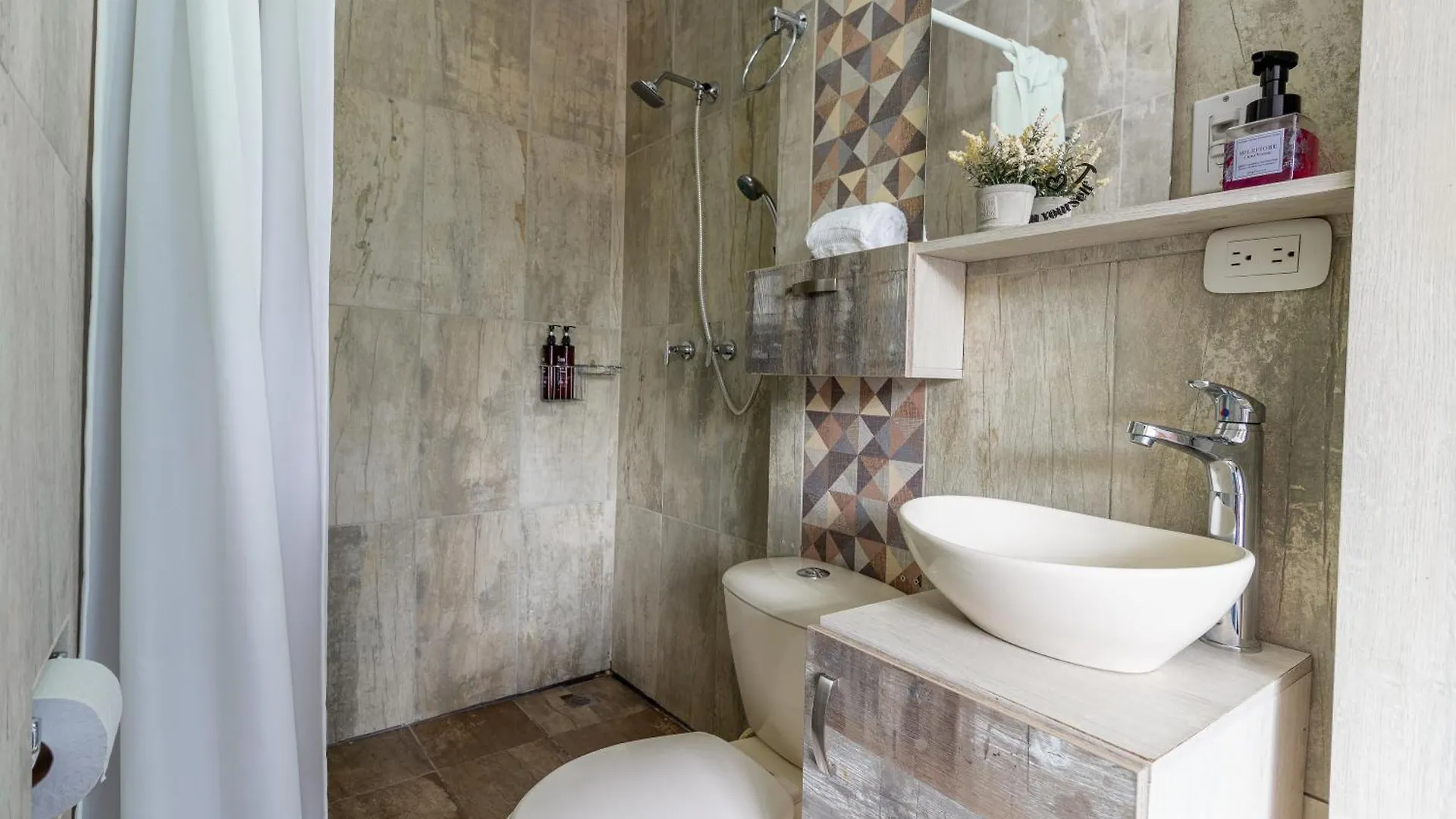 Platinum Home Medellin Colombia